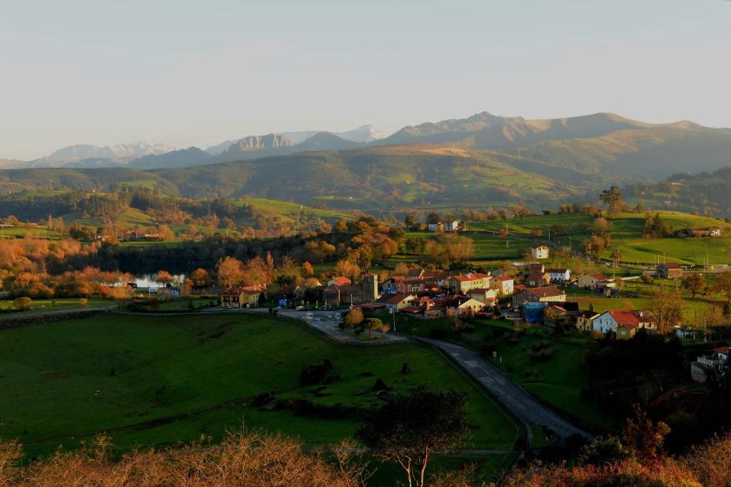 Alojamiento Bernabales Pámanes Exterior foto